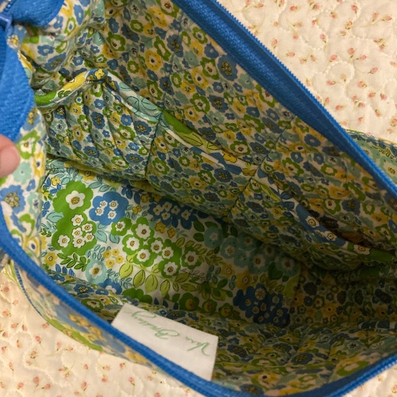 Floral Vera Bradley Crossbody Purse - Picture 8 of 10
